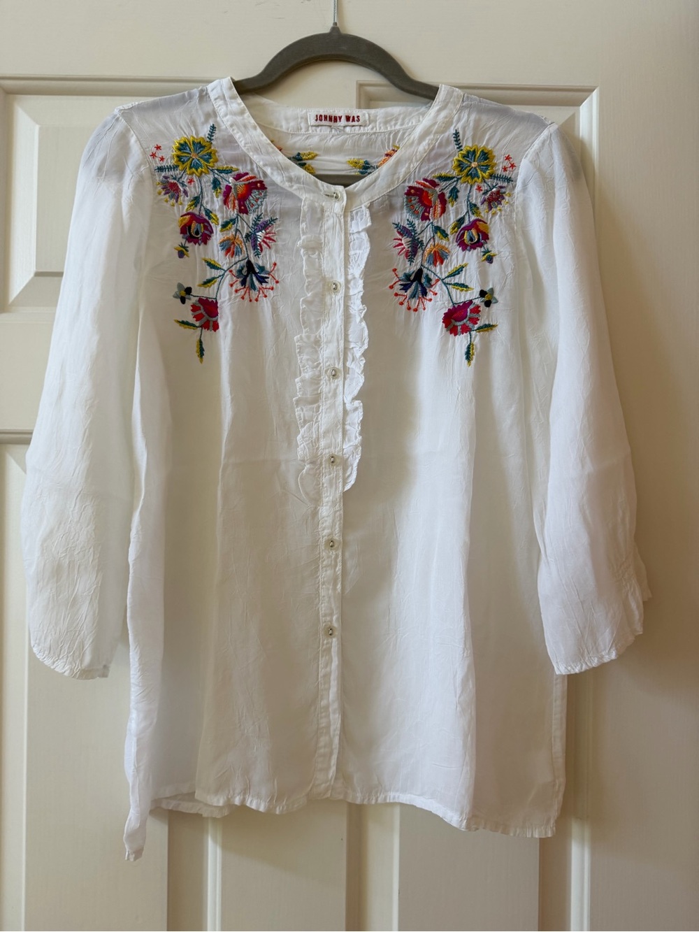 Johnny Was White Embroidered Floral Button Blouse